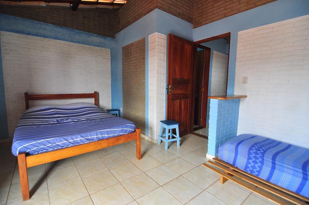 Casa Blanka 2010 - Eco Surf Guest House Itacaré Habitación foto