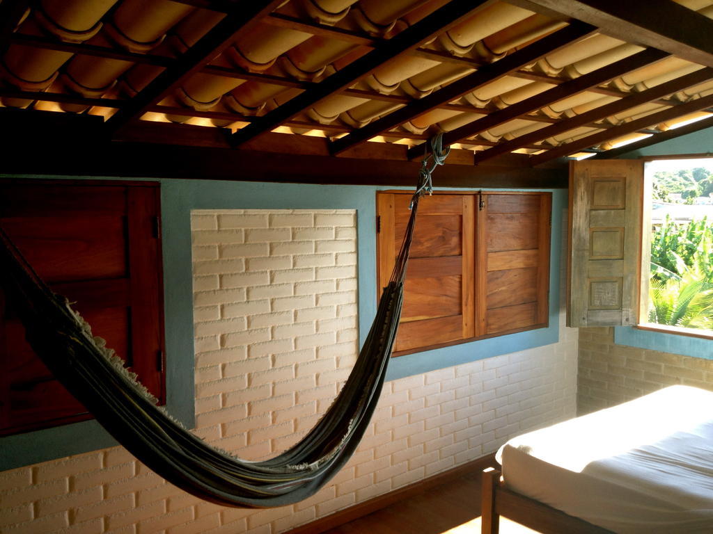 Casa Blanka 2010 - Eco Surf Guest House Itacaré Habitación foto