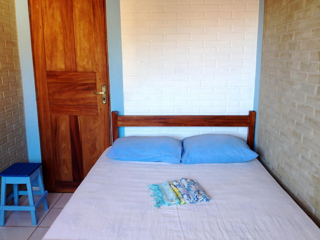 Casa Blanka 2010 - Eco Surf Guest House Itacaré Habitación foto